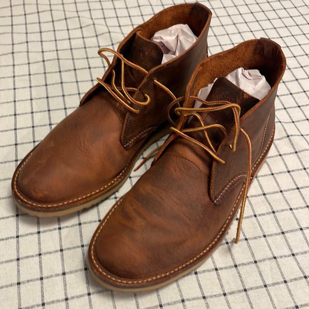 Red Wing Chukka Boots - size 9